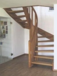 Massivholz -Treppe